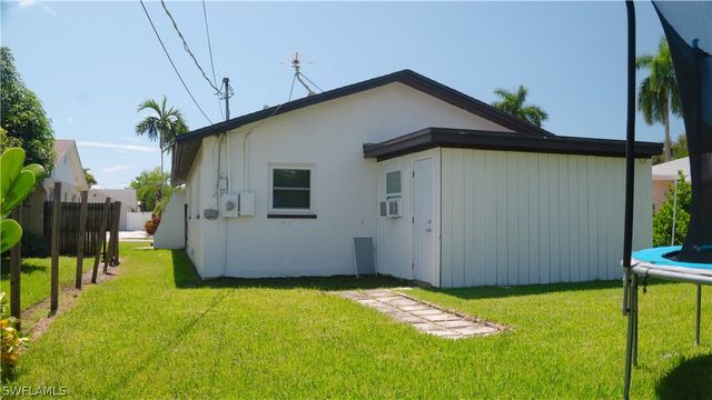 759 100th AVE N, Naples, FL 34108