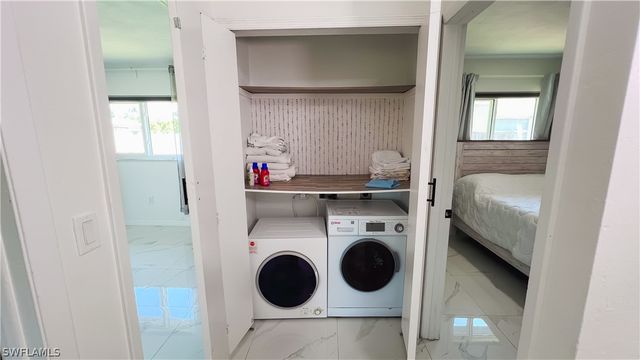 759 100th AVE N, Naples, FL 34108