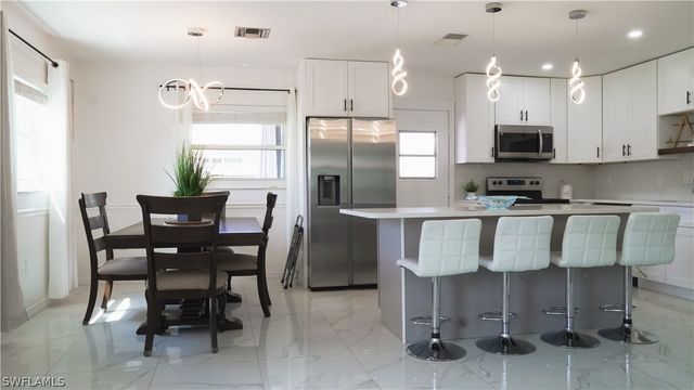 759 100th AVE N, Naples, FL 34108