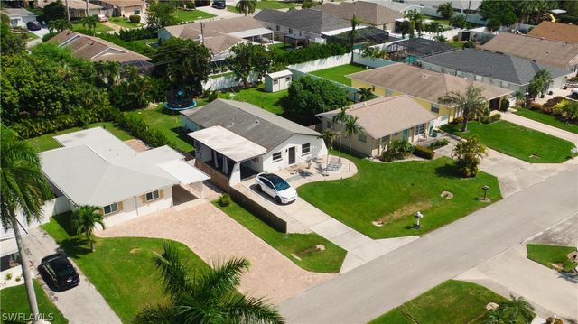 759 100th AVE N, Naples, FL 34108