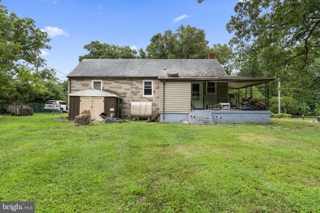8721 POHICK RD, Springfield, VA 22153