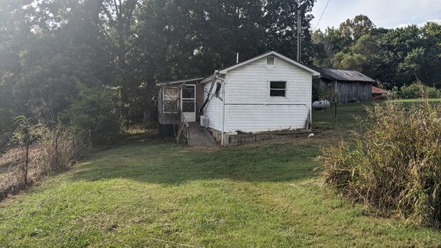 116 Davis Rd, Livingston, TN 38570