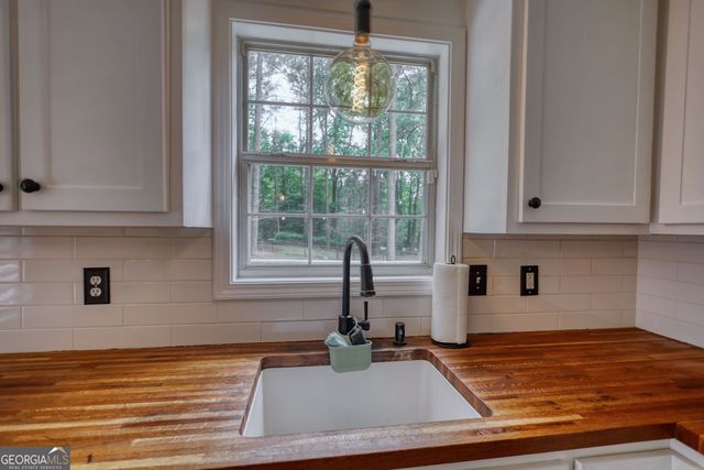 7190 Woodland Avenue SE, Covington, GA 30014