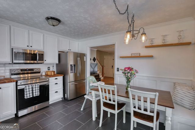 7190 Woodland Avenue SE, Covington, GA 30014