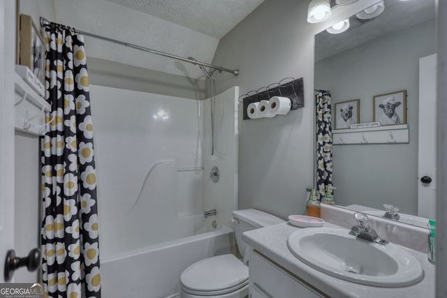 7190 Woodland Avenue SE, Covington, GA 30014