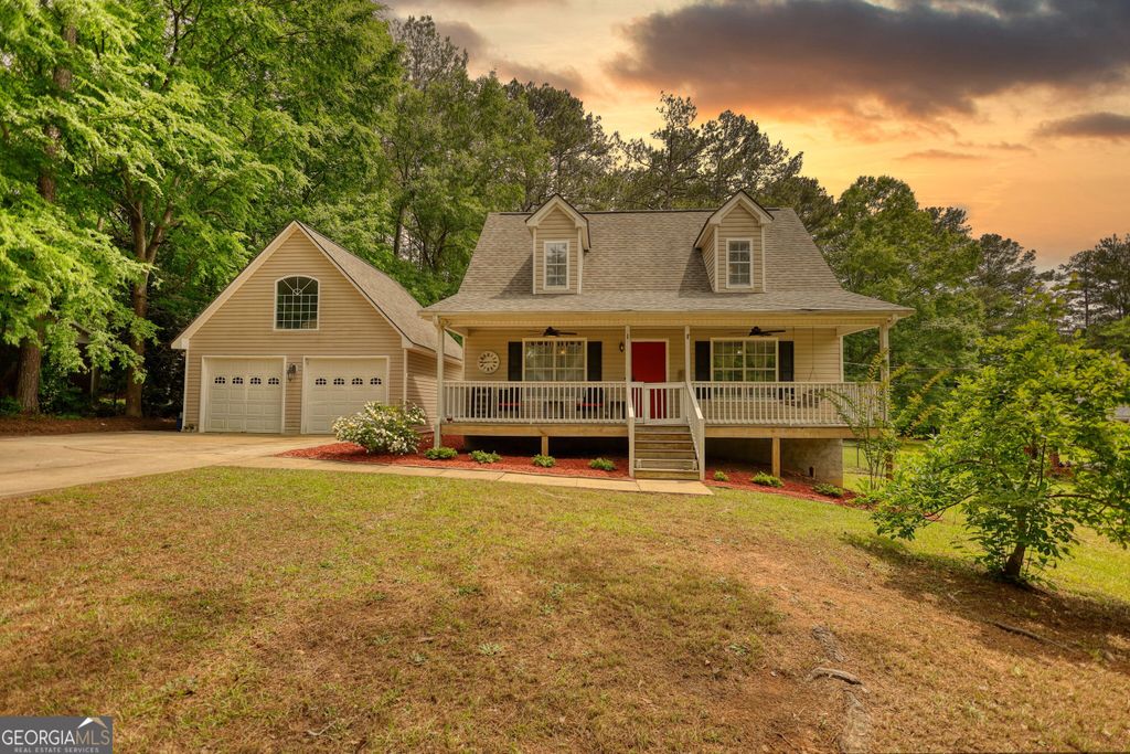 7190 Woodland Avenue SE, Covington, GA 30014