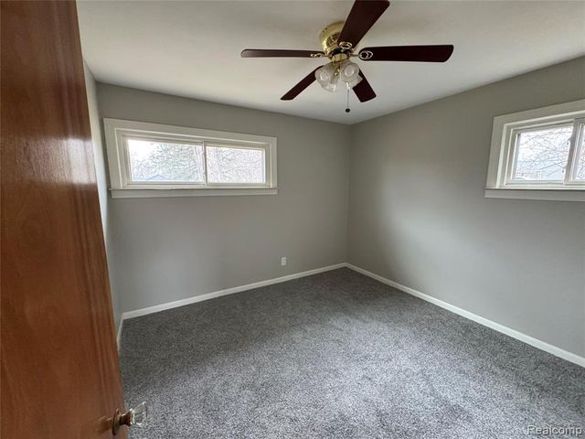 7012 Tappon Drive, Clarkston, MI 48346