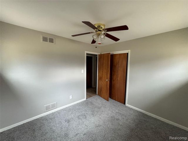 7012 Tappon Drive, Clarkston, MI 48346