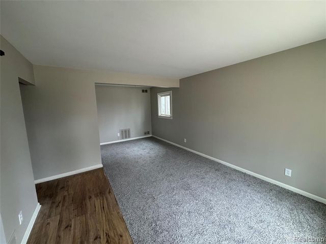 7012 Tappon Drive, Clarkston, MI 48346