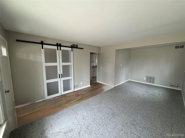 7012 Tappon Drive, Clarkston, MI 48346