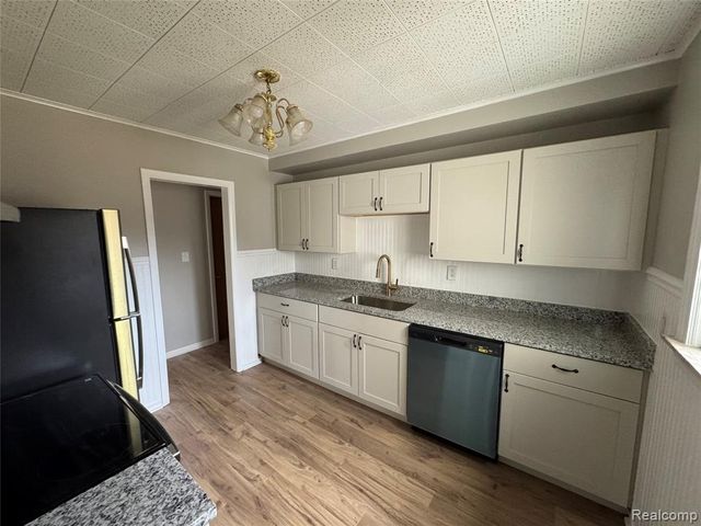 7012 Tappon Drive, Clarkston, MI 48346