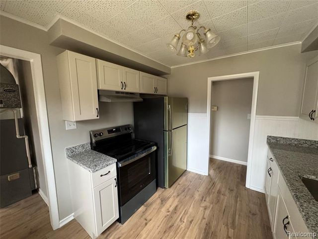 7012 Tappon Drive, Clarkston, MI 48346