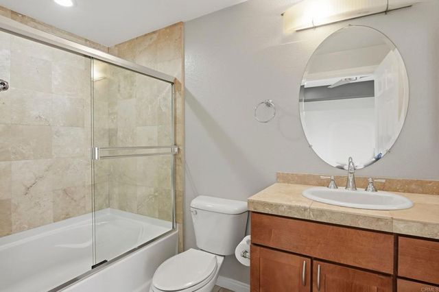 2330 1St Avenue 411, San Diego, CA 92101
