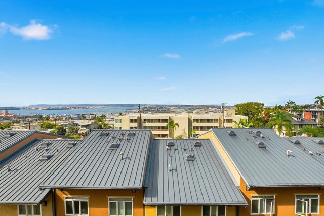 2330 1St Avenue 411, San Diego, CA 92101