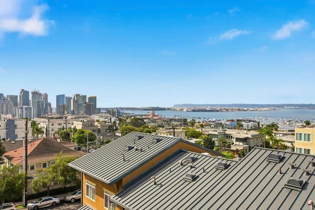 2330 1St Avenue 411, San Diego, CA 92101