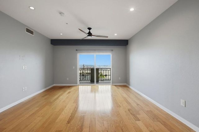 2330 1St Avenue 411, San Diego, CA 92101