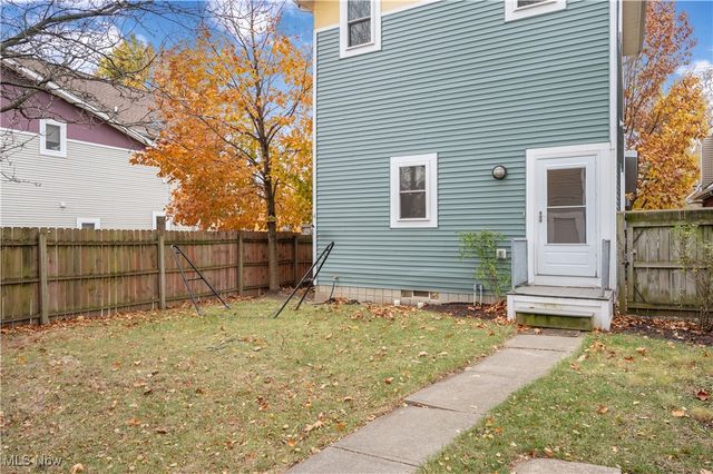2177 W 41st Street, Cleveland, OH 44113