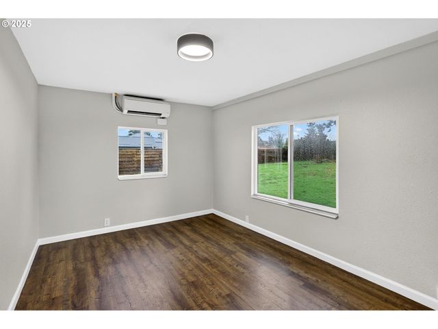 146 WARNER PARROTT Rd, Oregon City, OR 97045