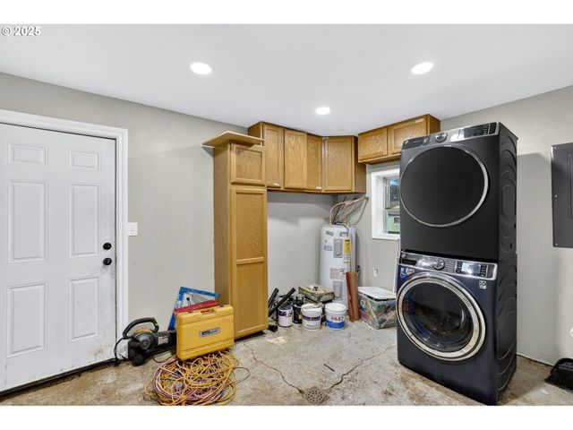 146 WARNER PARROTT Rd, Oregon City, OR 97045