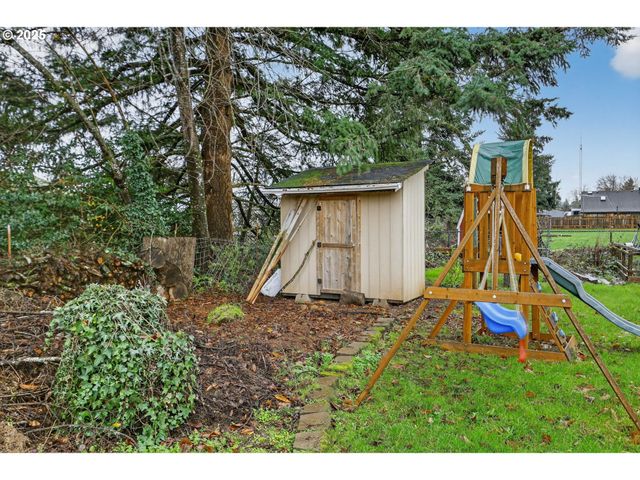 146 WARNER PARROTT Rd, Oregon City, OR 97045