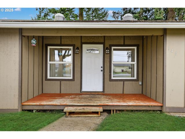 146 WARNER PARROTT Rd, Oregon City, OR 97045