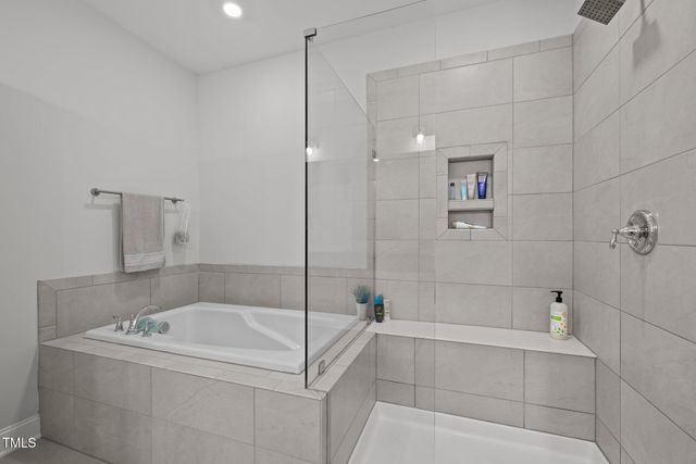 98 Stone Bridge Crossing, Chapel Hill, NC 27517