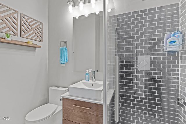 98 Stone Bridge Crossing, Chapel Hill, NC 27517