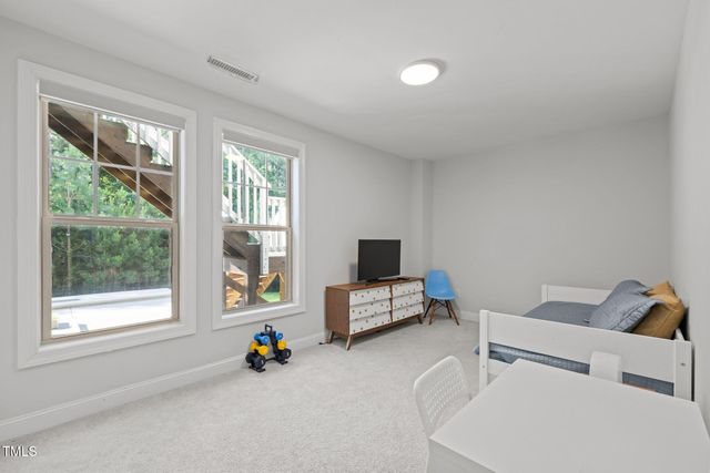 98 Stone Bridge Crossing, Chapel Hill, NC 27517