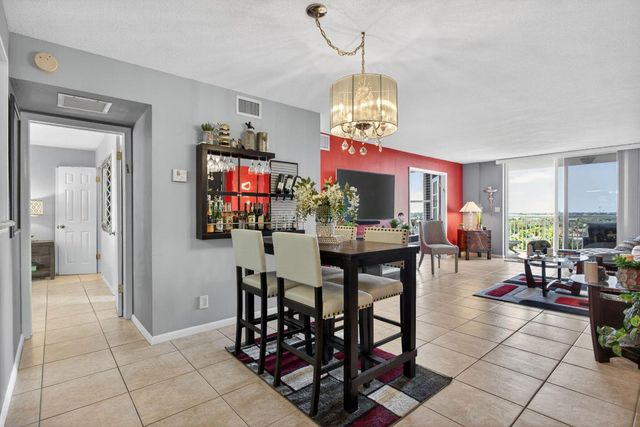1050 Hillsboro Mile 704w, Hillsboro Beach, FL 33062