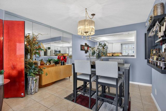 1050 Hillsboro Mile 704w, Hillsboro Beach, FL 33062