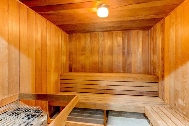 1050 Hillsboro Mile 704w, Hillsboro Beach, FL 33062