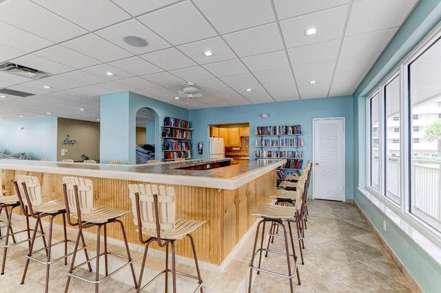 1050 Hillsboro Mile 704w, Hillsboro Beach, FL 33062