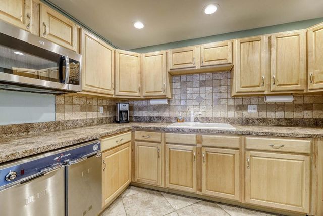 1050 Hillsboro Mile 704w, Hillsboro Beach, FL 33062