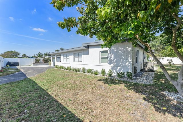 2629 SW 6th Court, Fort Lauderdale, FL 33312