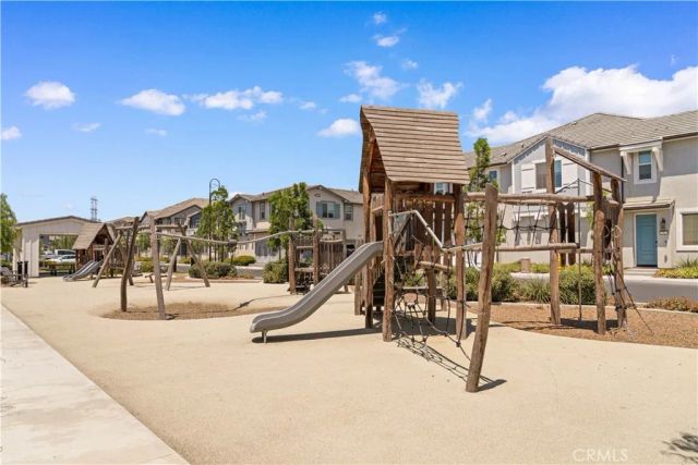 3923 E Carmel Privado, Ontario, CA 91761