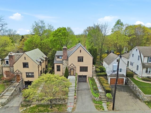 56 Hillcrest Avenue, Larchmont, NY 10538