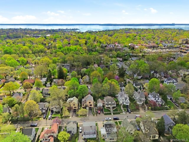 56 Hillcrest Avenue, Larchmont, NY 10538
