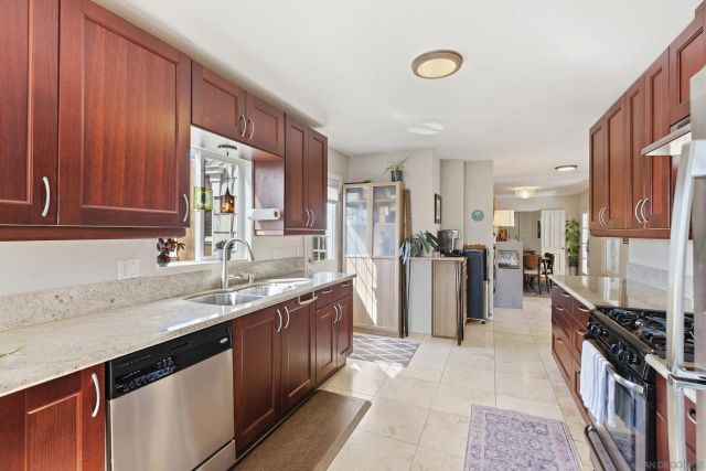 4531 Rolando Blvd, San Diego, CA 92115