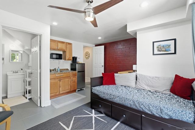 4531 Rolando Blvd, San Diego, CA 92115