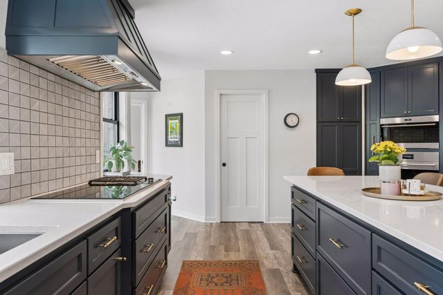 335 Queensland Lane N, Plymouth, MN 55447
