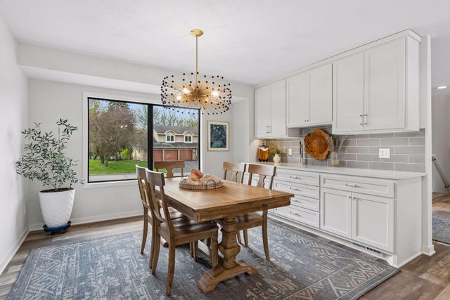 335 Queensland Lane N, Plymouth, MN 55447