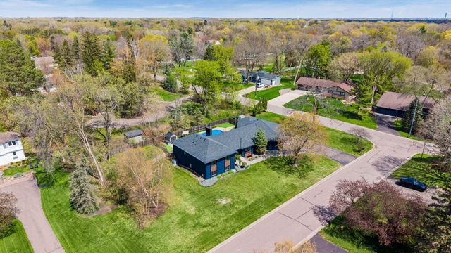 335 Queensland Lane N, Plymouth, MN 55447