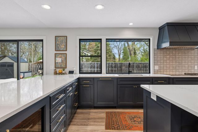335 Queensland Lane N, Plymouth, MN 55447