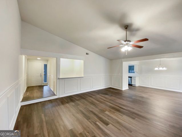 408 Park Ridge Circle, Riverdale, GA 30274