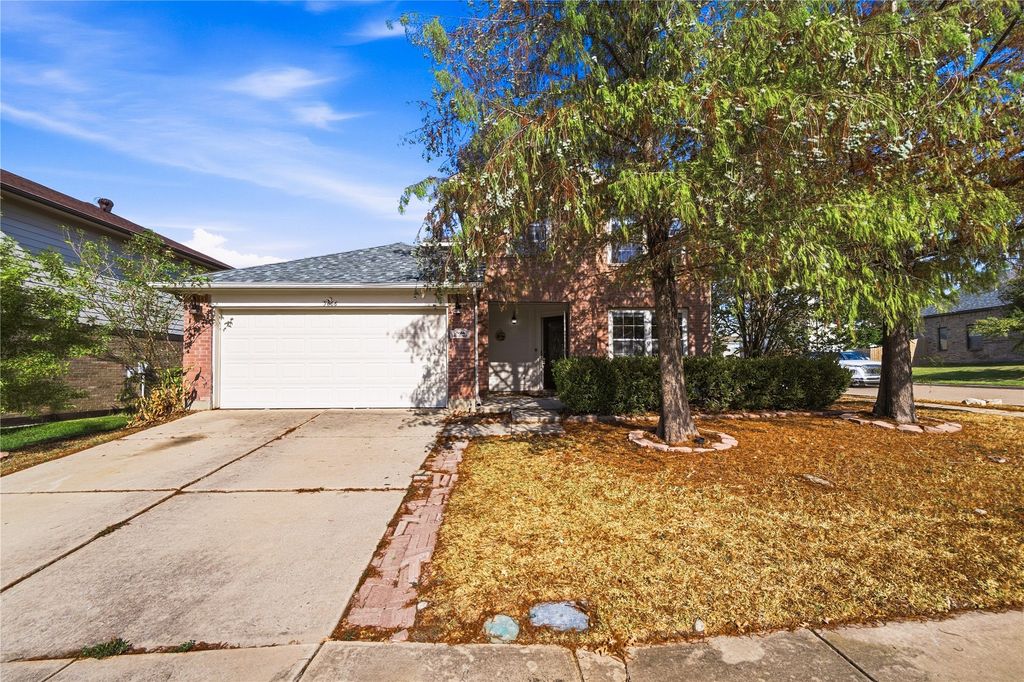 5666 Hunters Bend Lane, Dallas, TX 75249 — photo 2