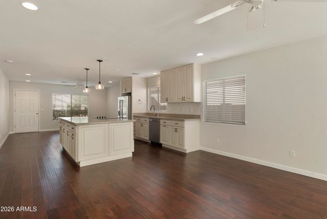 3547 W VIA DEL SOL Drive, Glendale, AZ 85310