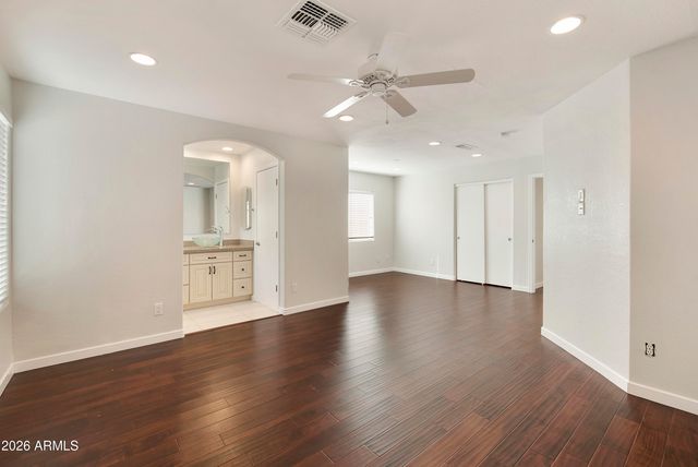 3547 W VIA DEL SOL Drive, Glendale, AZ 85310