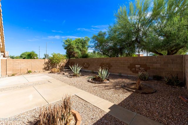 3547 W VIA DEL SOL Drive, Glendale, AZ 85310