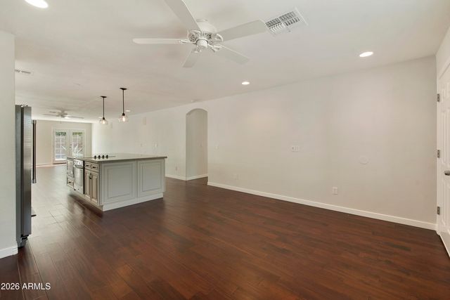 3547 W VIA DEL SOL Drive, Glendale, AZ 85310