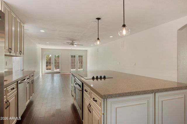 3547 W VIA DEL SOL Drive, Glendale, AZ 85310